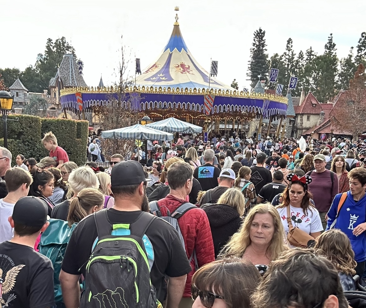 Disneyland 2025 Crowd Calendar Disneyland Resort Tips And More